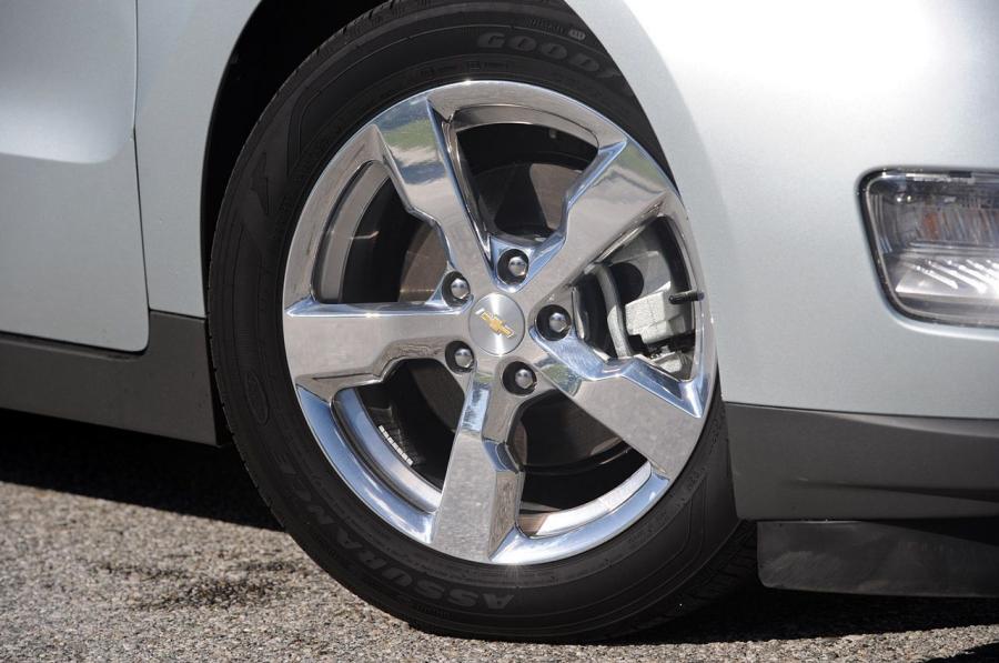  Chevrolet Volt 2011 года  (фото 93 из 356)